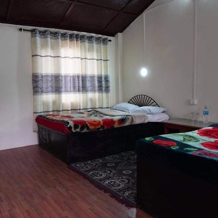 Safari Wildlife Lodge And Camp Chitwan Exterior foto